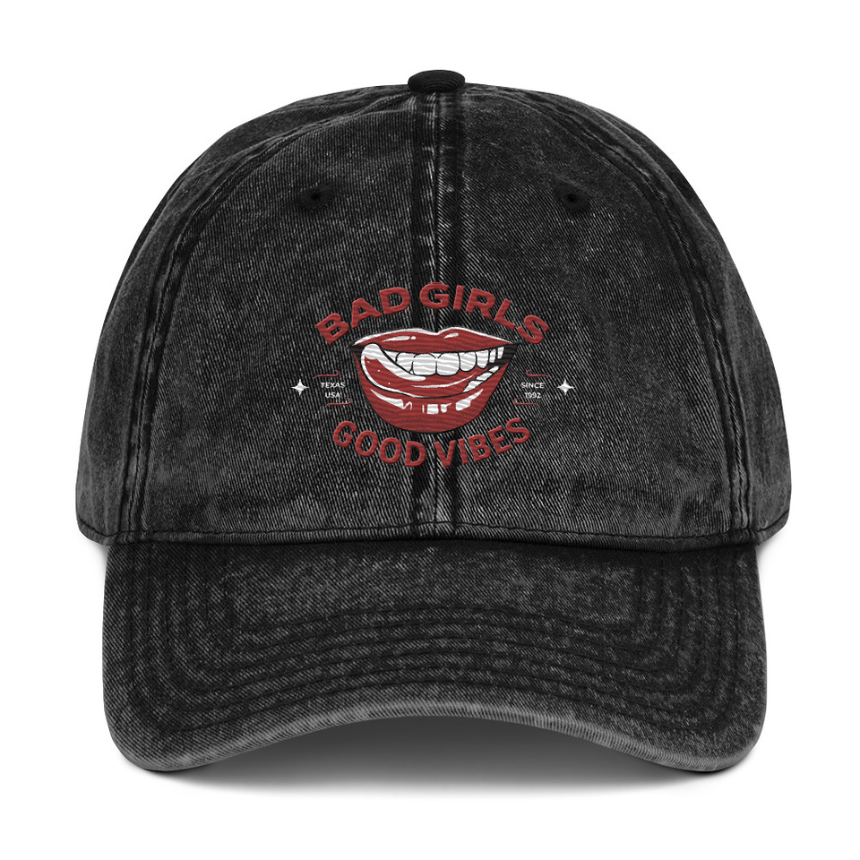Bad Girls Good Vibes - Sexy Lips Vintage Cap