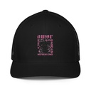 Amor Closed-Back Trucker Cap
